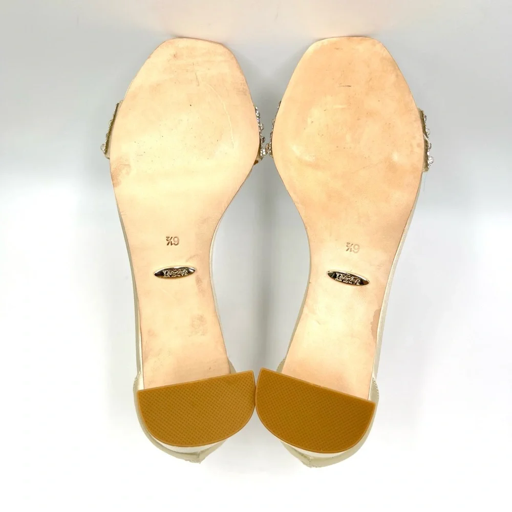 Badgley Mischka Size 6.5 Kameryn‎ Ivory Satin Jeweled Dress Sandals Heels Shoes